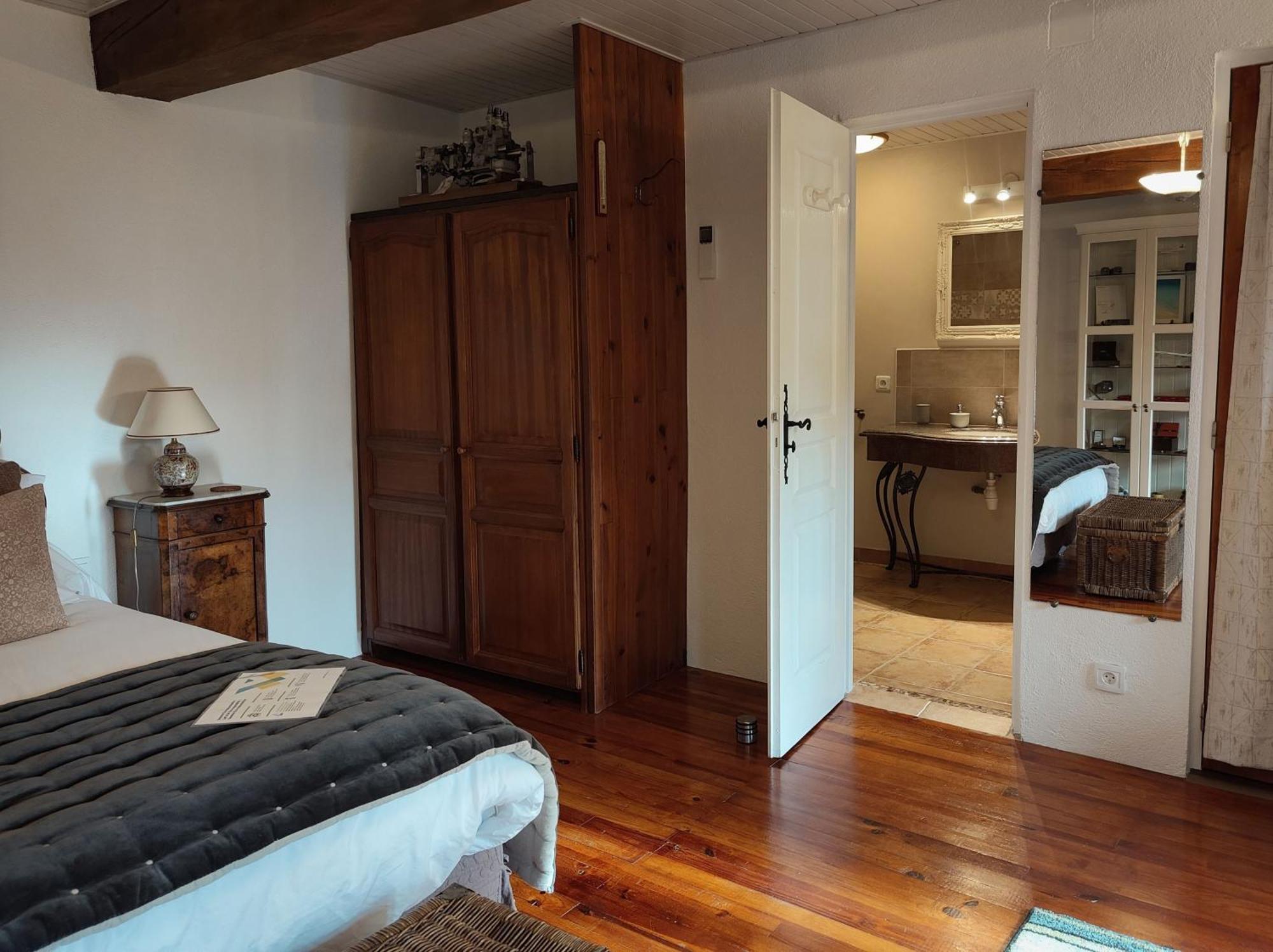 Mas Peu Del Causse Bed & Breakfast ทูเยร์ ห้อง รูปภาพ