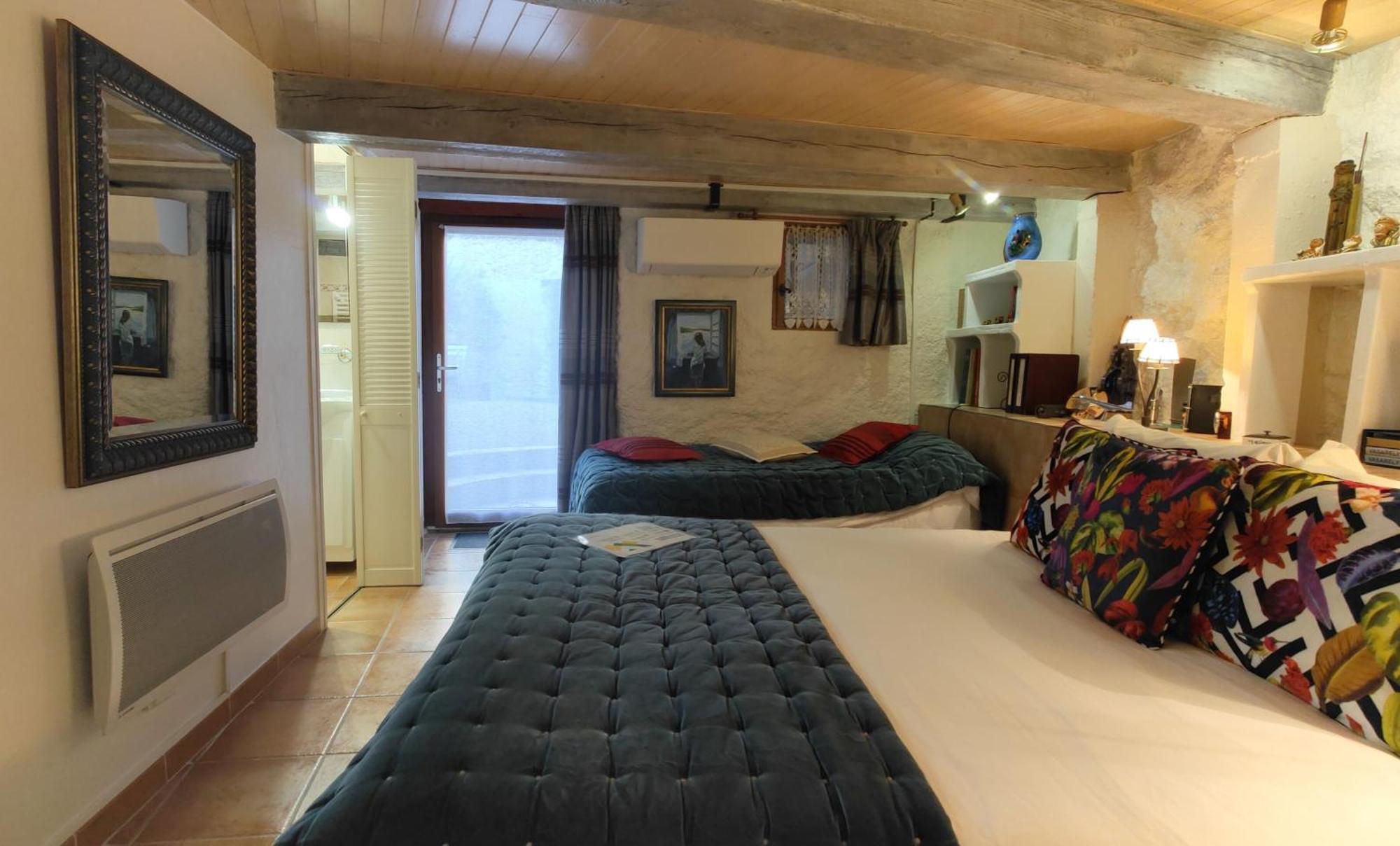 Mas Peu Del Causse Bed & Breakfast ทูเยร์ ห้อง รูปภาพ